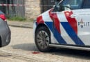 Man onder invloed van lachgas ramt politiewagen en vlucht in Waterwijk
